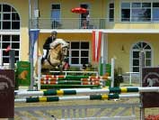 Dominika s Calerou si v parkuru vysk�kaly �estou p���ku. Pro zv�t�en� klikn�te