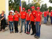 �esk� v�prava � zleva Katka D�d�kov�, Martina Studni�kov�, Pavel Li�ka, Dominika Nevolov�, Pavel Studni�ka a Mark�ta Pet���kov�. Pro zv�t�en� klikn�te