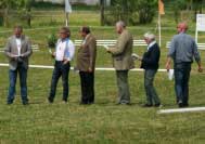 Komise. Pro zv�t�en� klikn�te