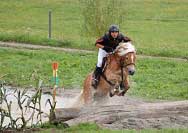 Cabina a jej� v�skok z vody. Pro zv�t�en� klikn�te