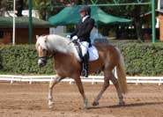 Martina Studni�kov� s Nivou. Pro zv�t�en� klikn�te