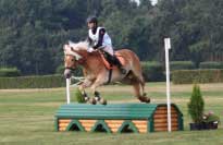 Anna Zan�kov� s Flinkie se s n�ro�n�m krosem praly state�n�. Pro zv�t�en� klikn�te